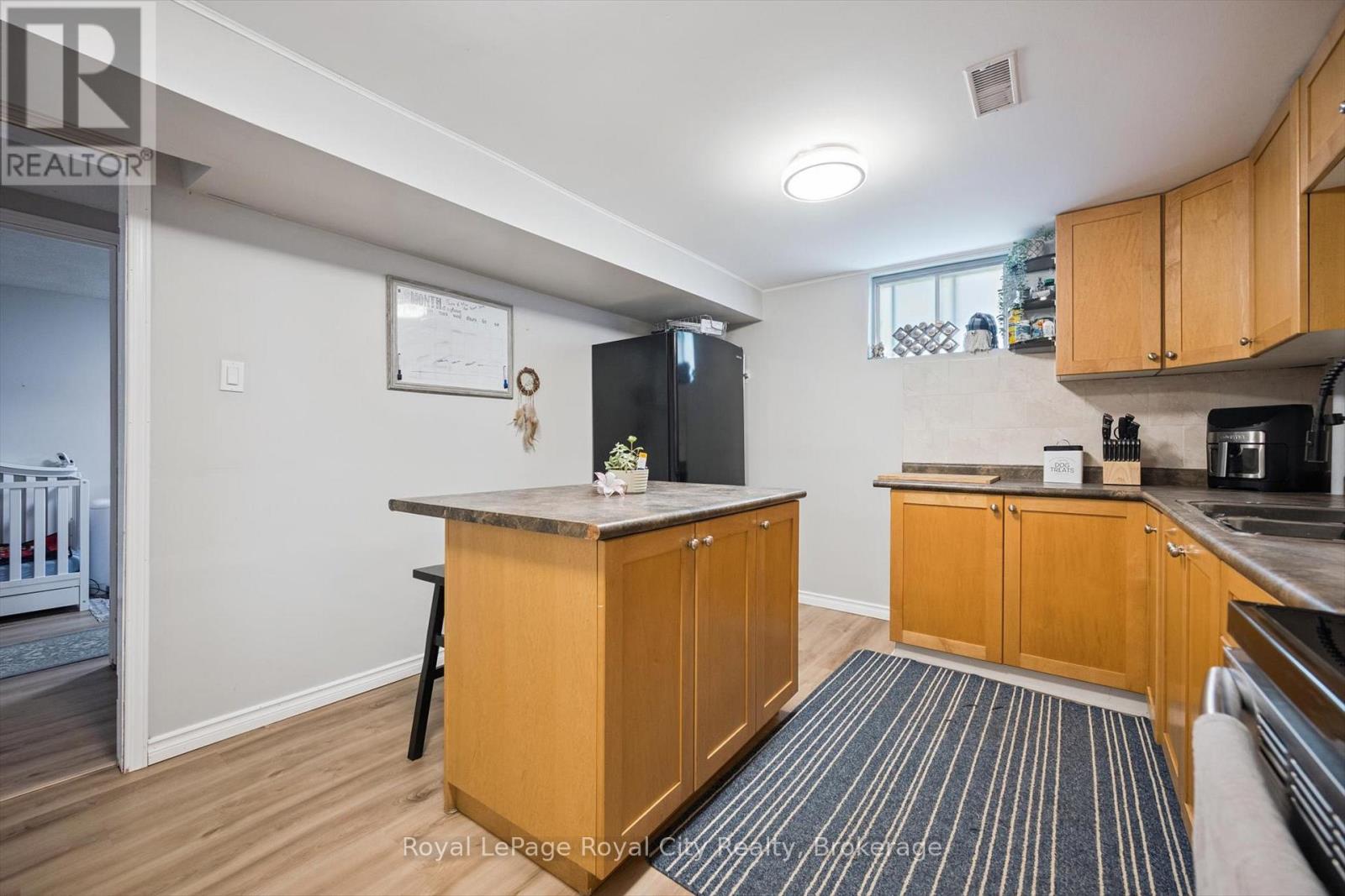 187 The Country Way, Kitchener, Ontario  N2E 2T5 - Photo 29 - X12247652