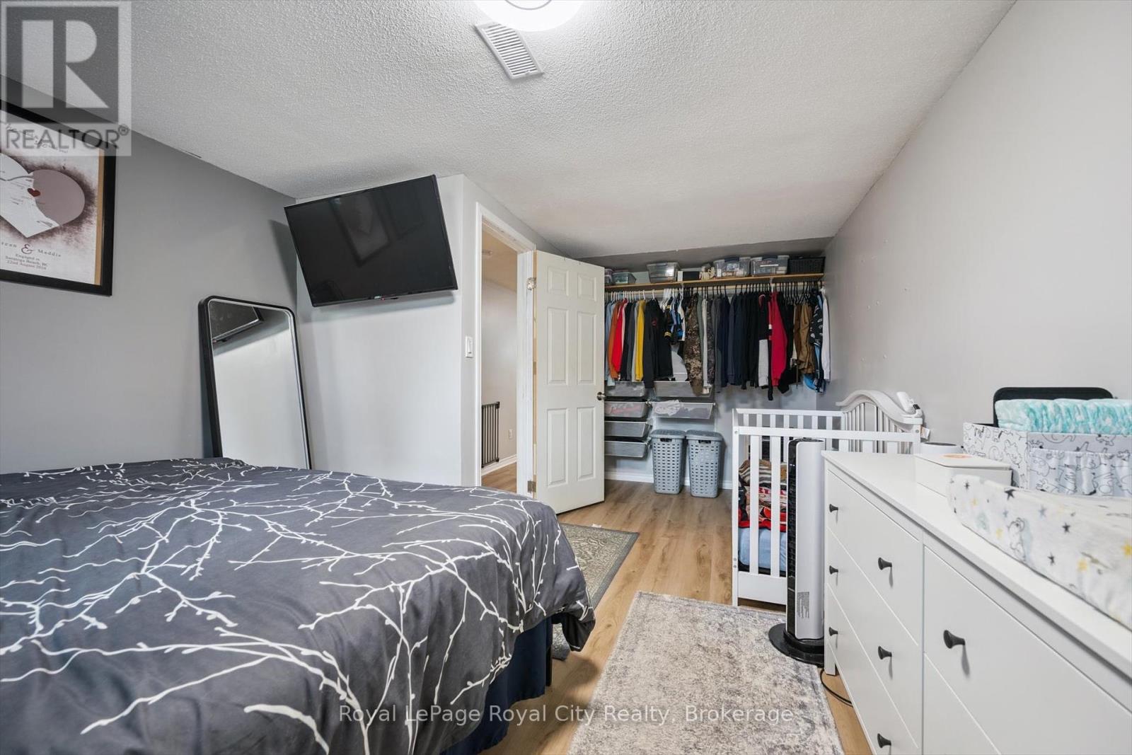 187 The Country Way, Kitchener, Ontario  N2E 2T5 - Photo 32 - X12247652
