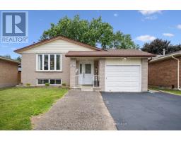 187 THE COUNTRY WAY, Kitchener, Ontario