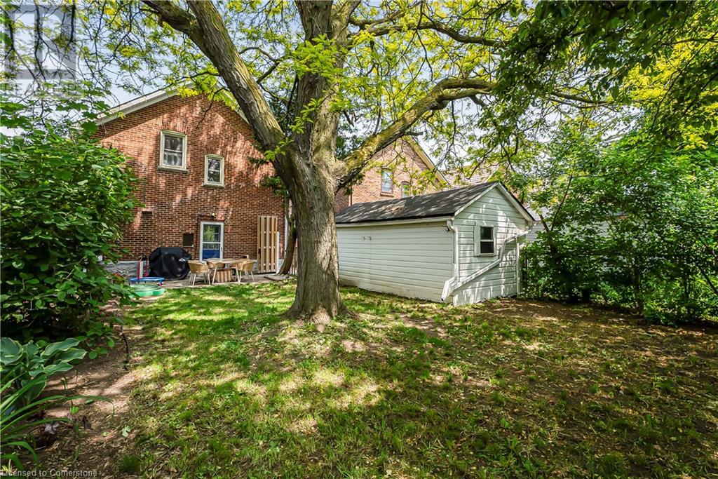 35 Moore Avenue N, Waterloo, Ontario  N2J 3E4 - Photo 29 - 40745453