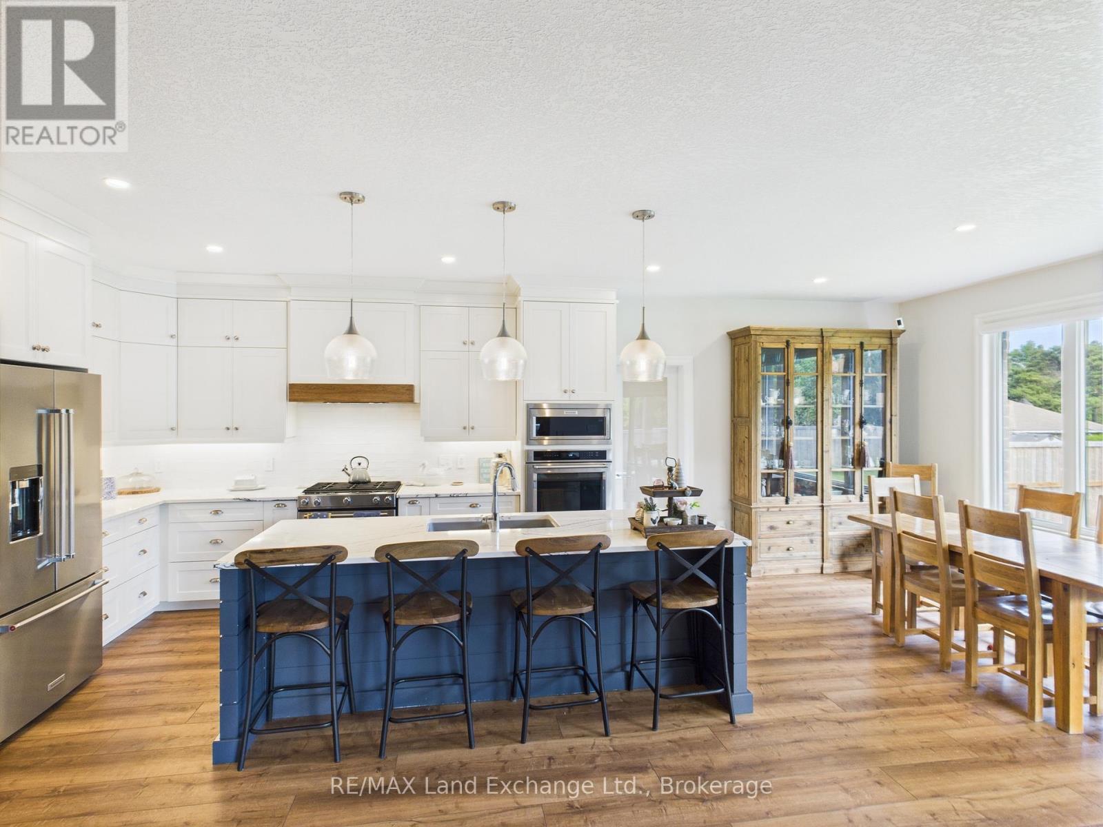 915 Bogdanovic Way, Huron-Kinloss, Ontario  N2Z 0H3 - Photo 11 - X12247732