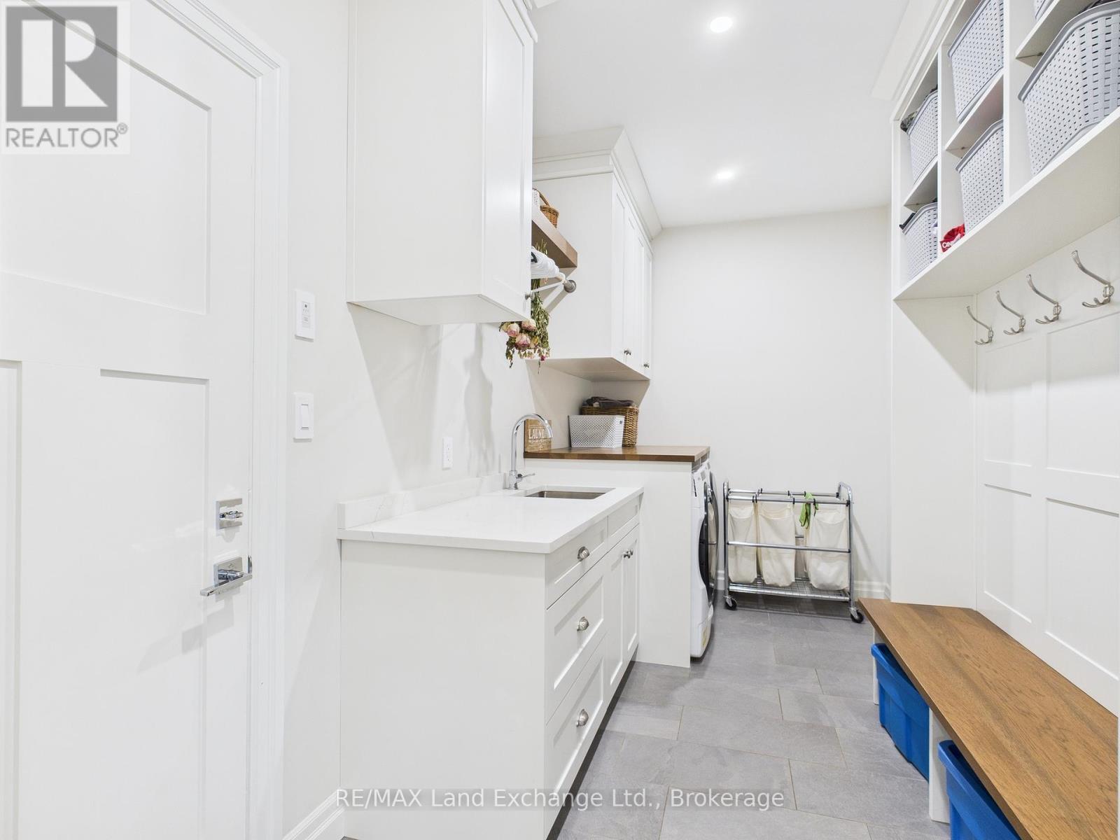 915 Bogdanovic Way, Huron-Kinloss, Ontario  N2Z 0H3 - Photo 19 - X12247732