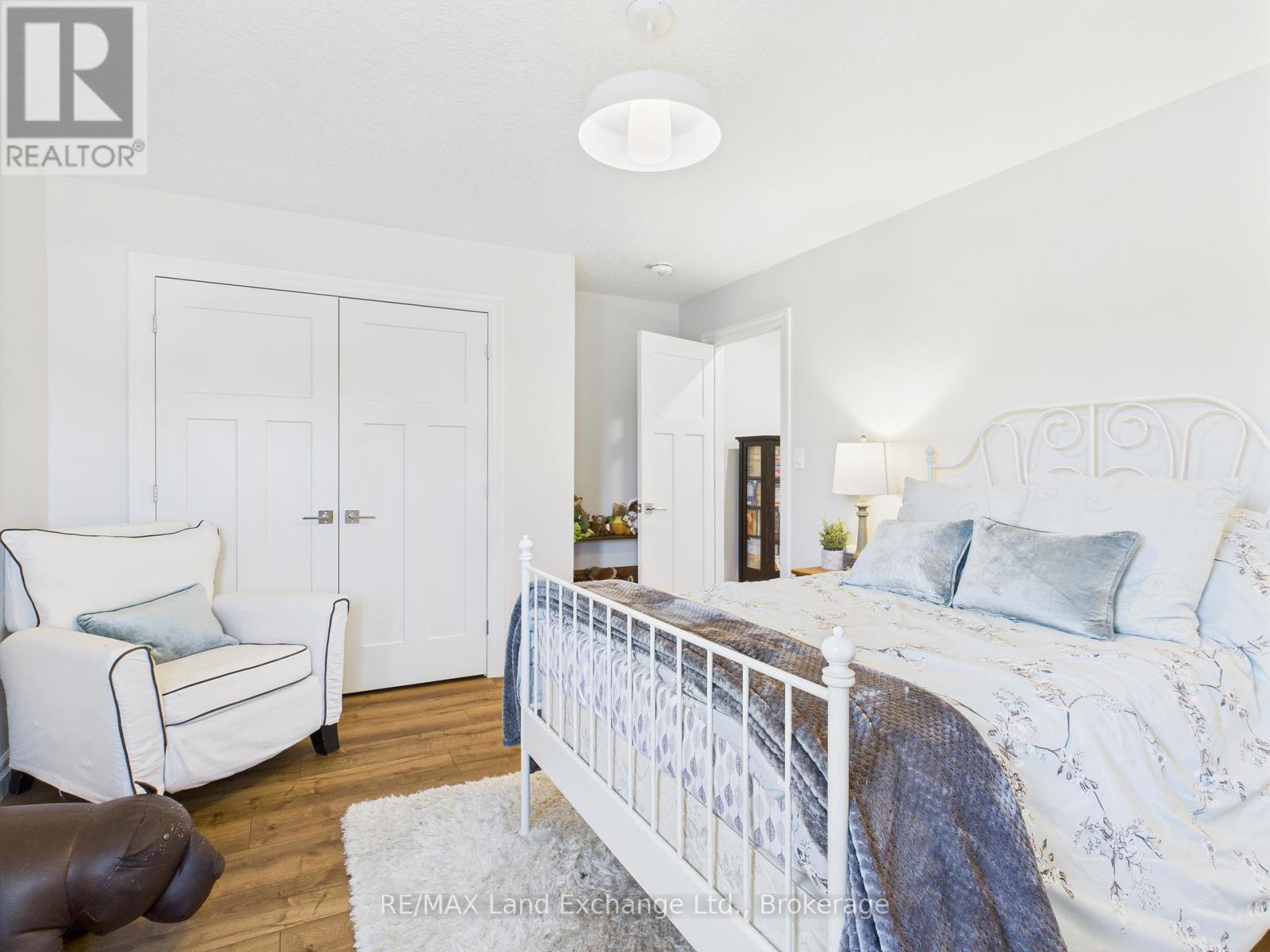 915 Bogdanovic Way, Huron-Kinloss, Ontario  N2Z 0H3 - Photo 22 - X12247732