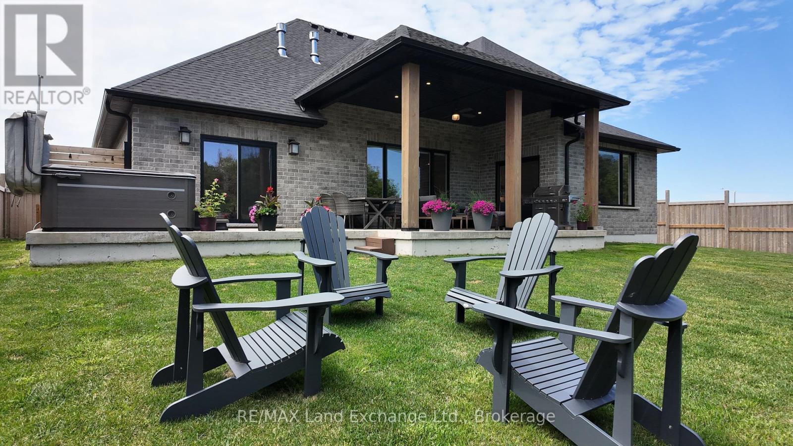 915 Bogdanovic Way, Huron-Kinloss, Ontario  N2Z 0H3 - Photo 38 - X12247732