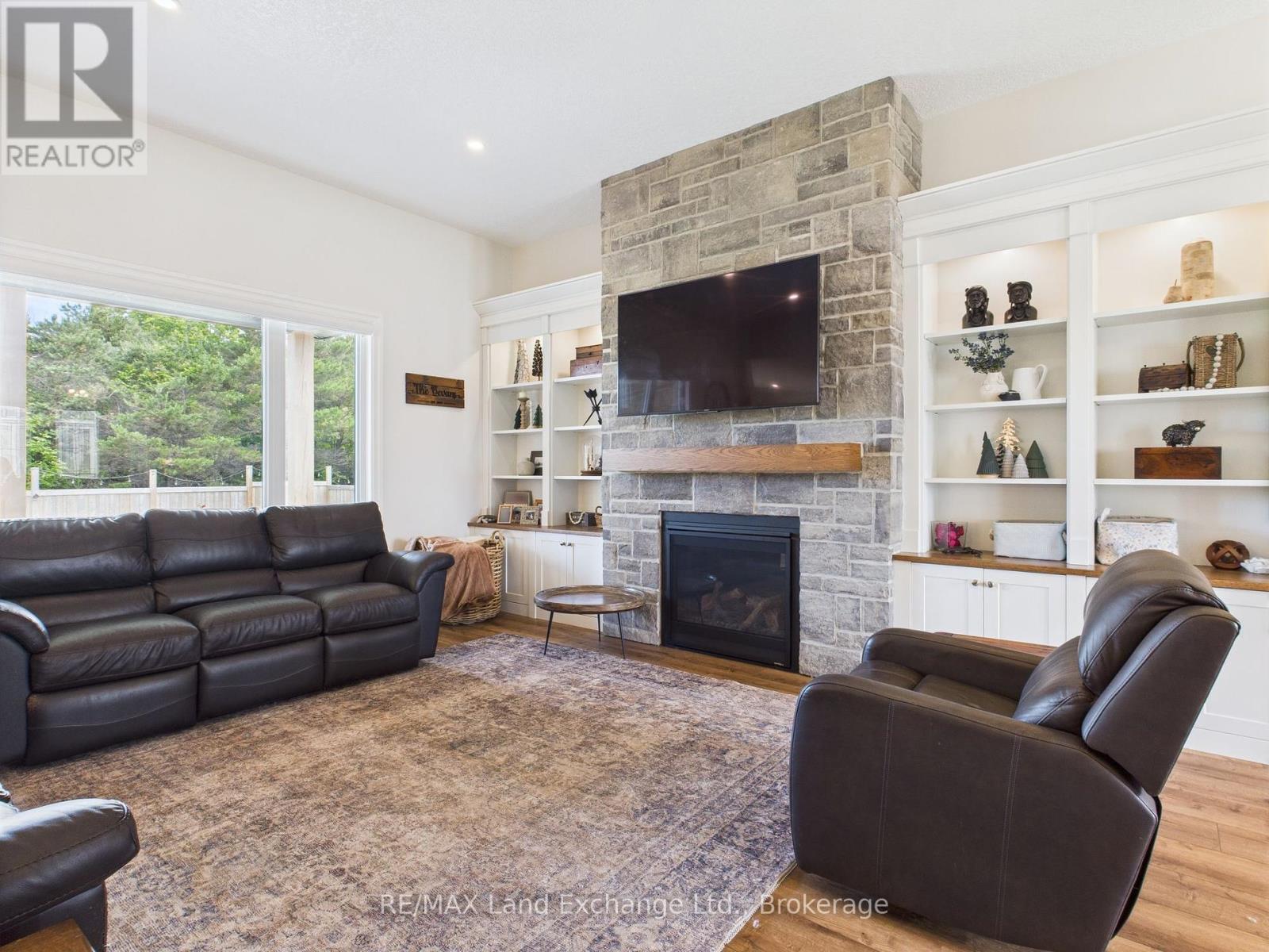 915 Bogdanovic Way, Huron-Kinloss, Ontario  N2Z 0H3 - Photo 8 - X12247732