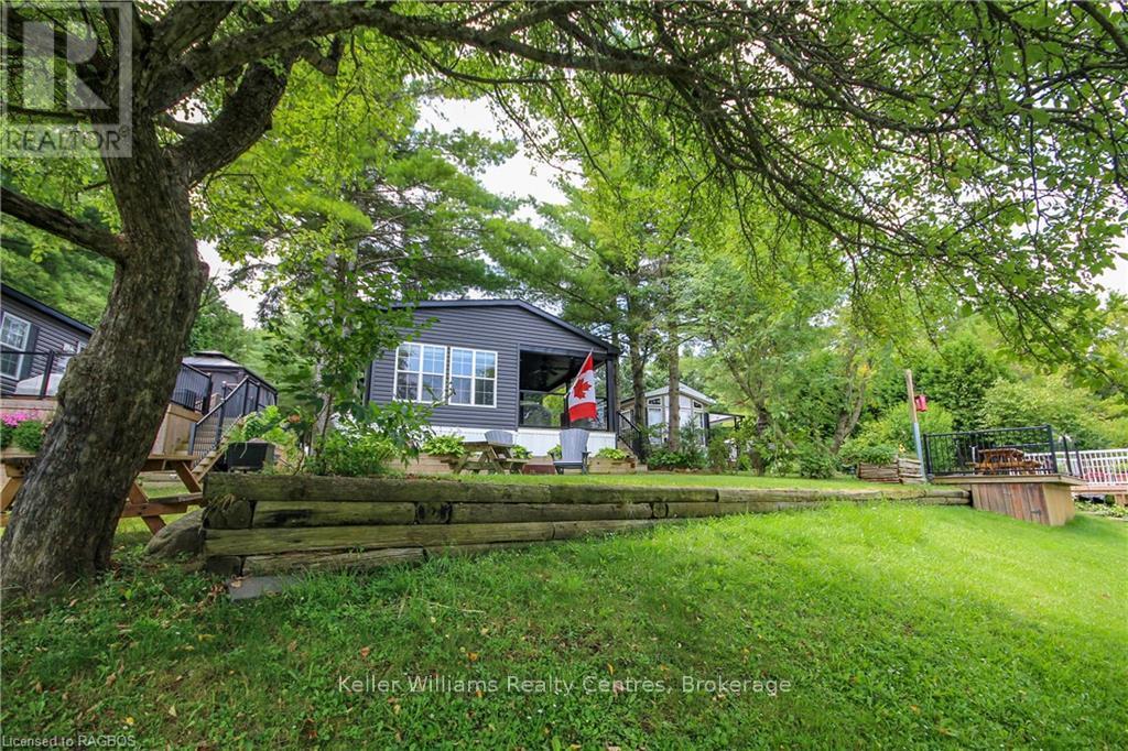 P75 - 13 Southline Avenue, Huron-Kinloss, Ontario  N2Z 2X5 - Photo 7 - X12247756