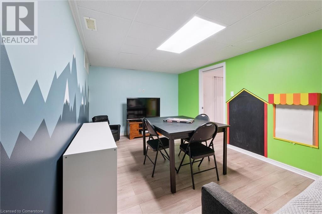 132 Donnenwerth Drive, Kitchener, Ontario  N2E 4C8 - Photo 30 - 40744041