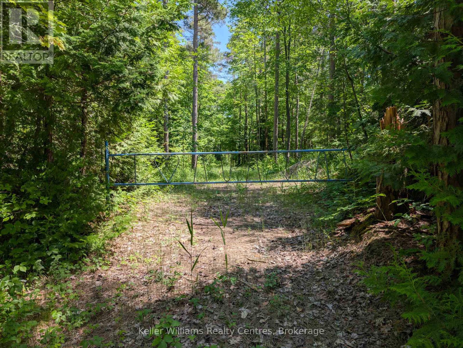 590-608 Huron Road, South Bruce Peninsula, Ontario  N0H 2T0 - Photo 5 - X12247786