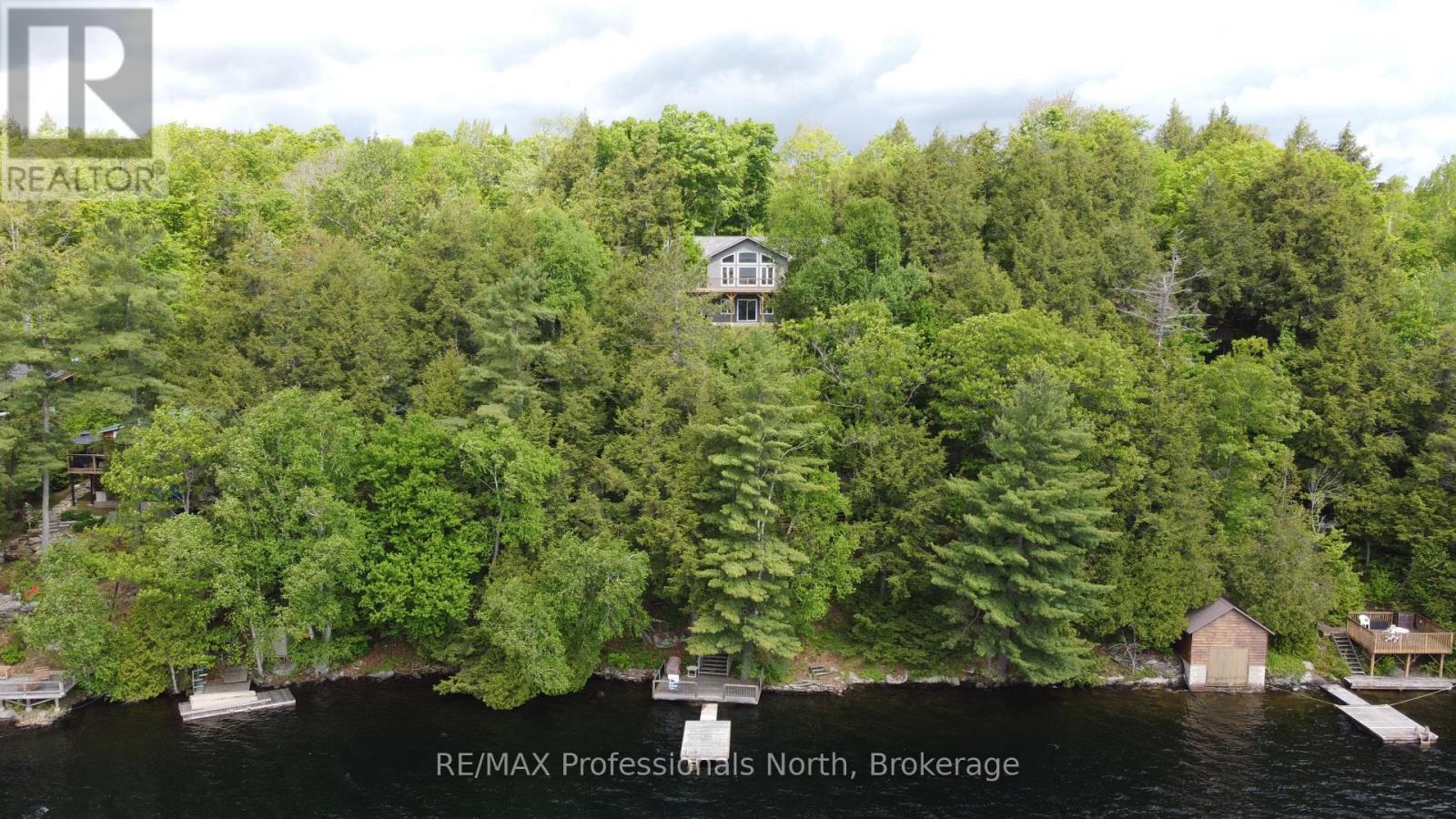 5997 Kennisis Lake Road, Dysart Et Al, Ontario  K0M 1S0 - Photo 3 - X12247793