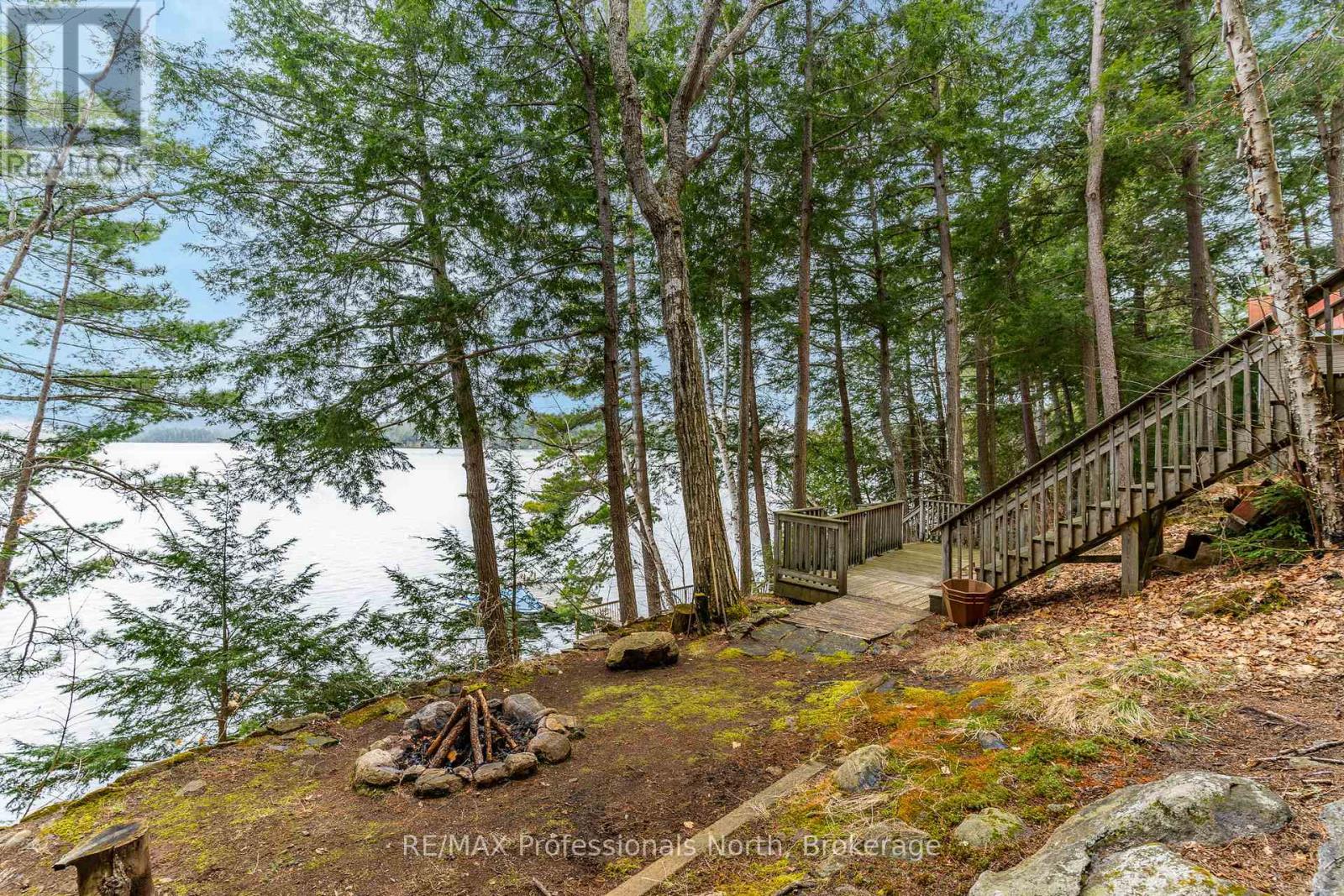 5997 Kennisis Lake Road, Dysart Et Al, Ontario  K0M 1S0 - Photo 40 - X12247793