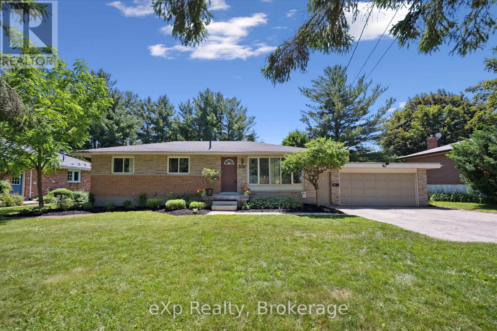 550 Elora Street, Centre Wellington, Ontario  N1M 1Y8 - Photo 2 - X12247848
