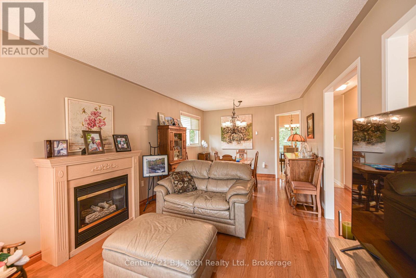 72 Carter Crescent, Orillia, Ontario  L3V 7S1 - Photo 13 - S12247948