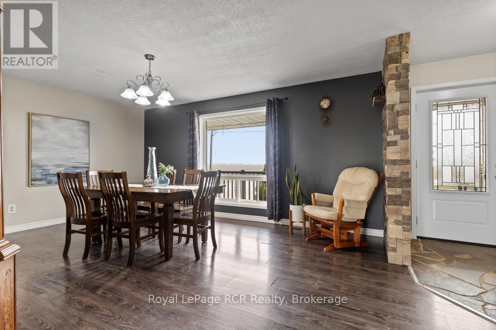 8008 Wellington Road 7, Mapleton, Ontario  N0G 2K0 - Photo 12 - X12248029