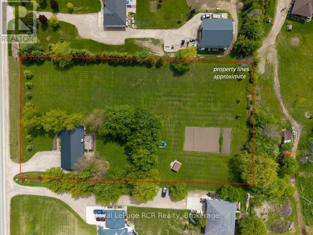 8008 Wellington Road 7, Mapleton, Ontario  N0G 2K0 - Photo 45 - X12248029
