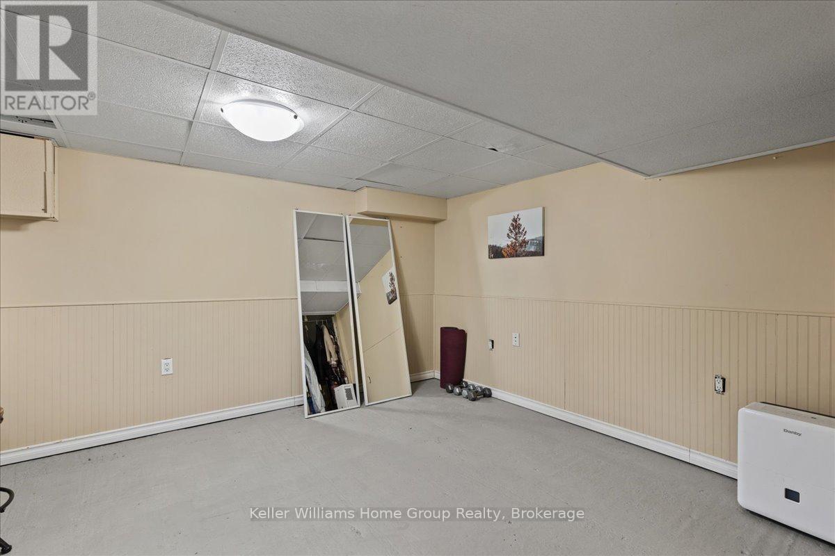 7637 Wellington 7 Road, Mapleton, Ontario  N0B 1A0 - Photo 29 - X12248030