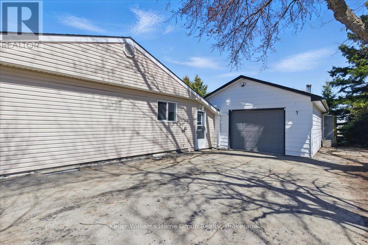 7637 Wellington 7 Road, Mapleton, Ontario  N0B 1A0 - Photo 37 - X12248030