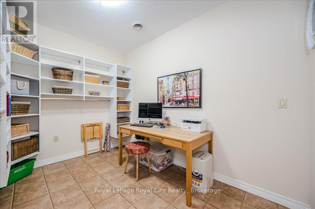 401 - 65 Bayberry Drive, Guelph, Ontario  N1G 5K9 - Photo 23 - X12248081