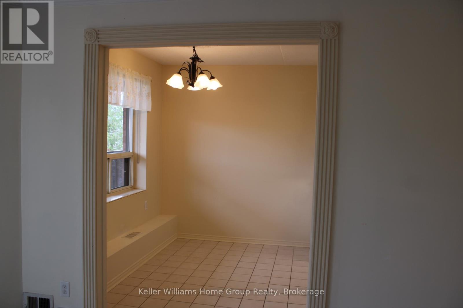 402 - 215 Scotland Street, Centre Wellington, Ontario  N1M 3L8 - Photo 5 - X12248088