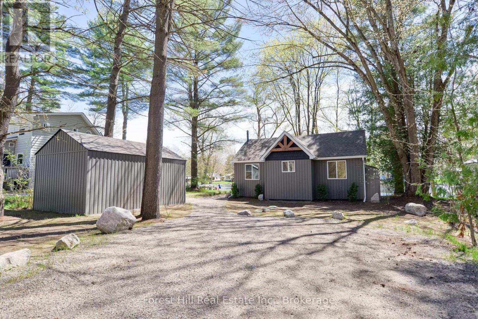 1036 BAGLEY ROAD, Gravenhurst, Ontario
