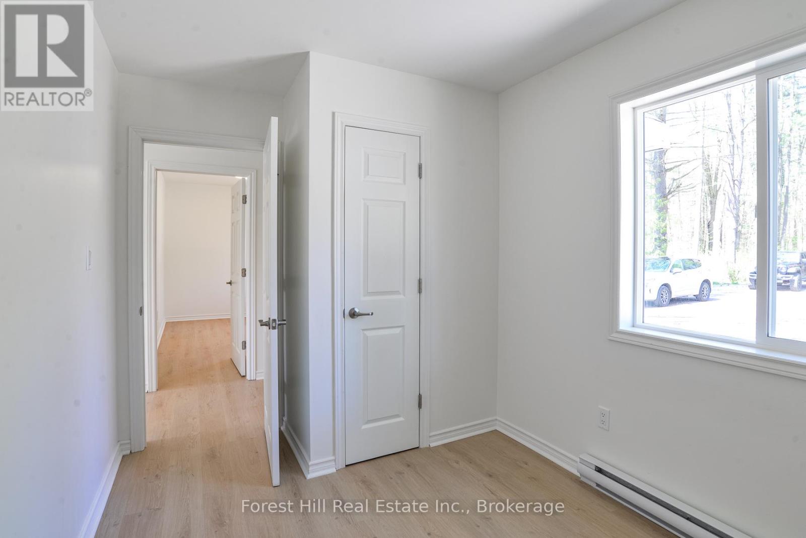 1036 Bagley Road, Gravenhurst, Ontario  P0E 1N0 - Photo 15 - X12248136