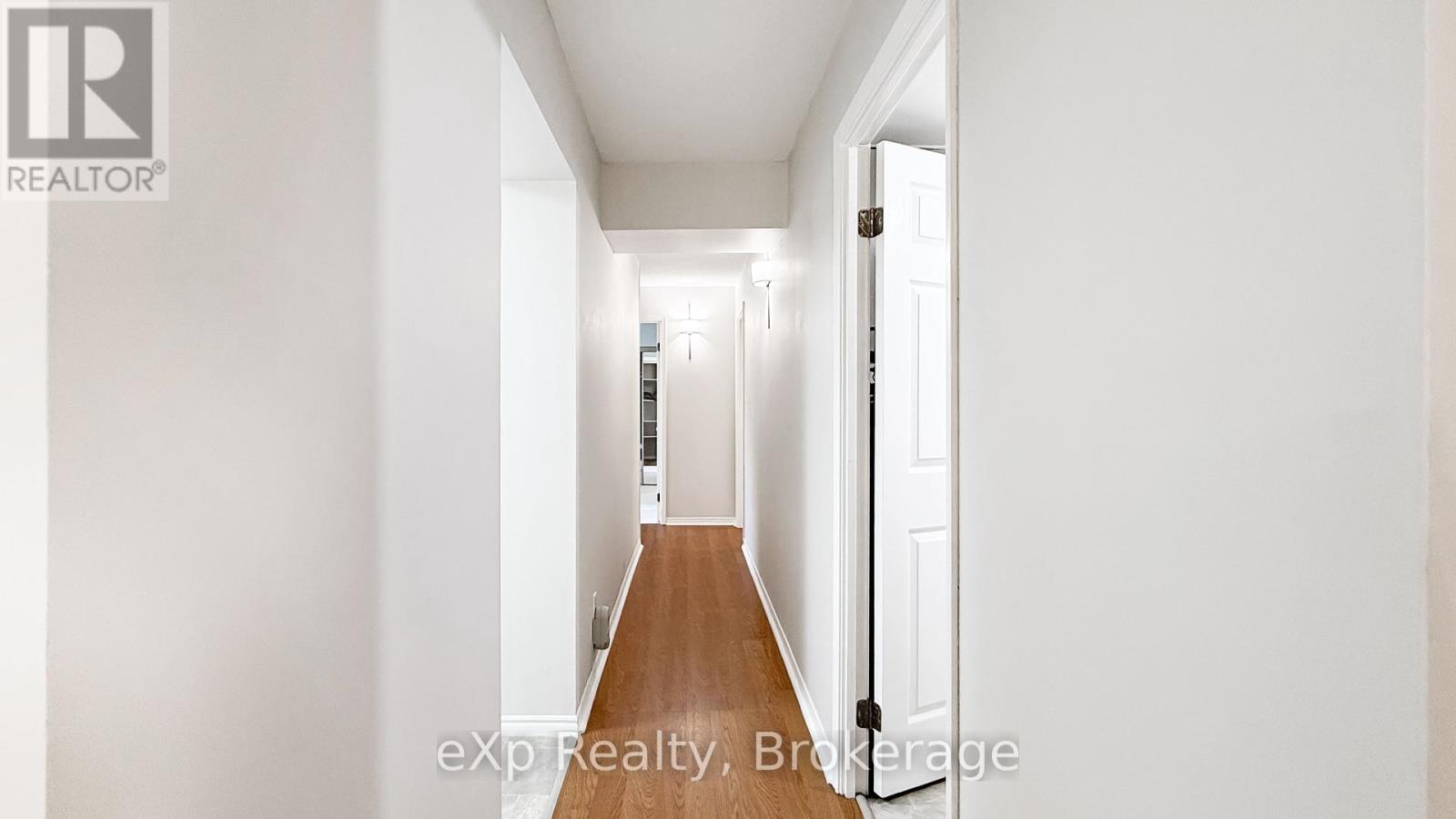 404 - 536 11th Avenue W, Hanover, Ontario  N4N 2S4 - Photo 14 - X12248283