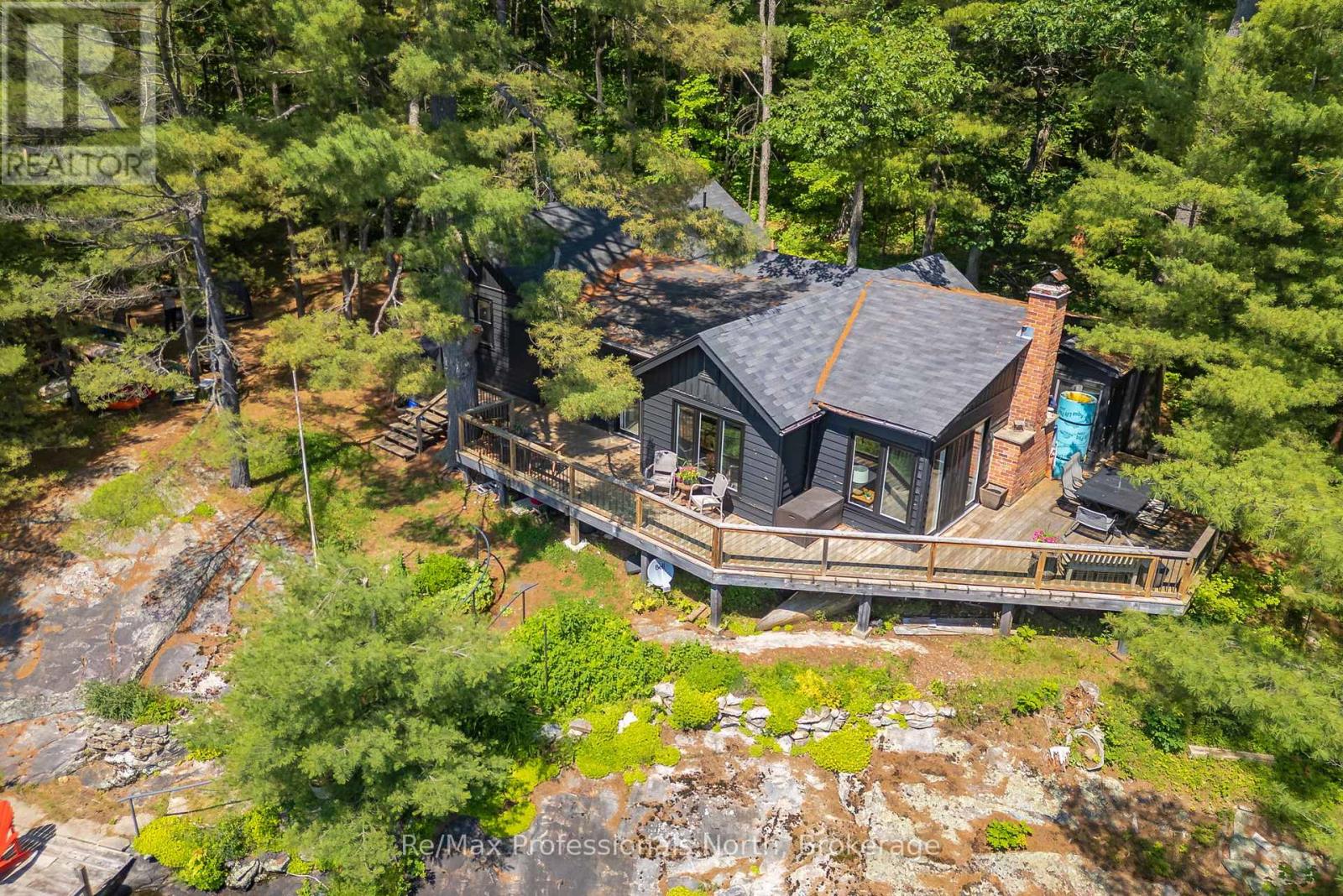 61 Island 26lm Island, Gravenhurst, Ontario  P1P 1R2 - Photo 18 - X12248392