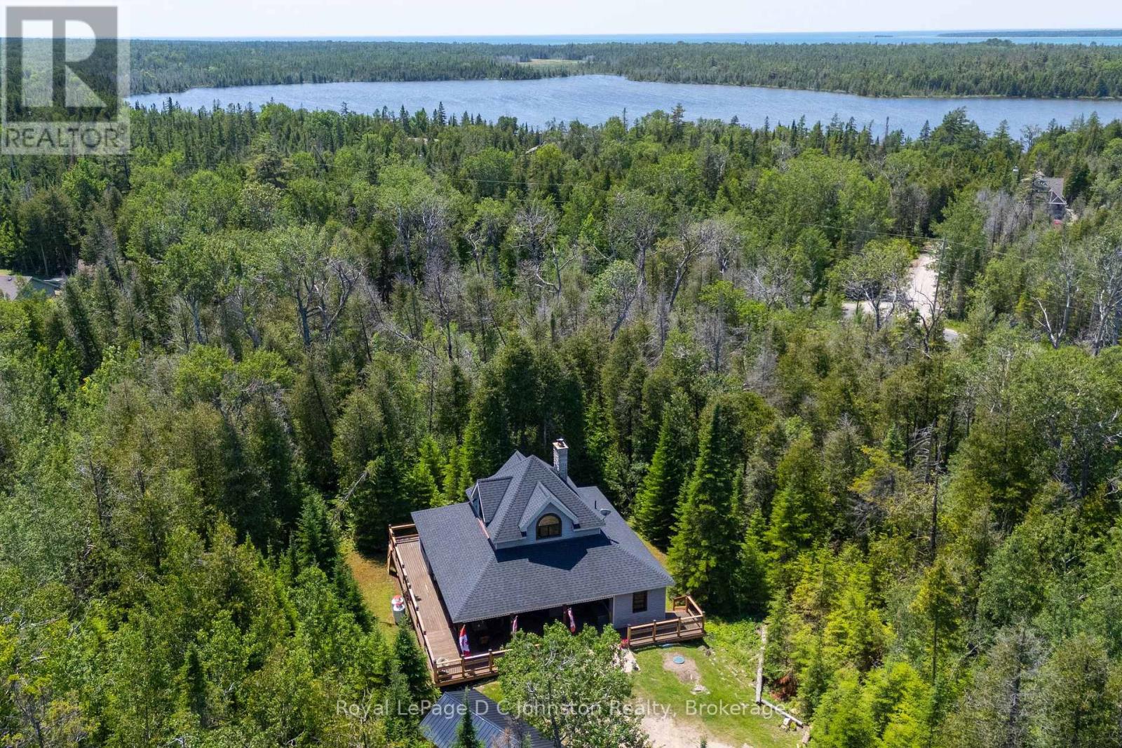 57 Lakewood Country Lane, Northern Bruce Peninsula, Ontario  N0H 1W0 - Photo 15 - X12248408