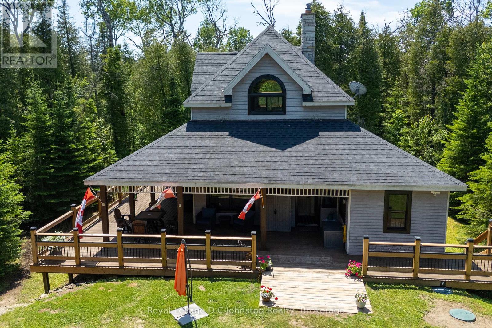 57 Lakewood Country Lane, Northern Bruce Peninsula, Ontario  N0H 1W0 - Photo 2 - X12248408