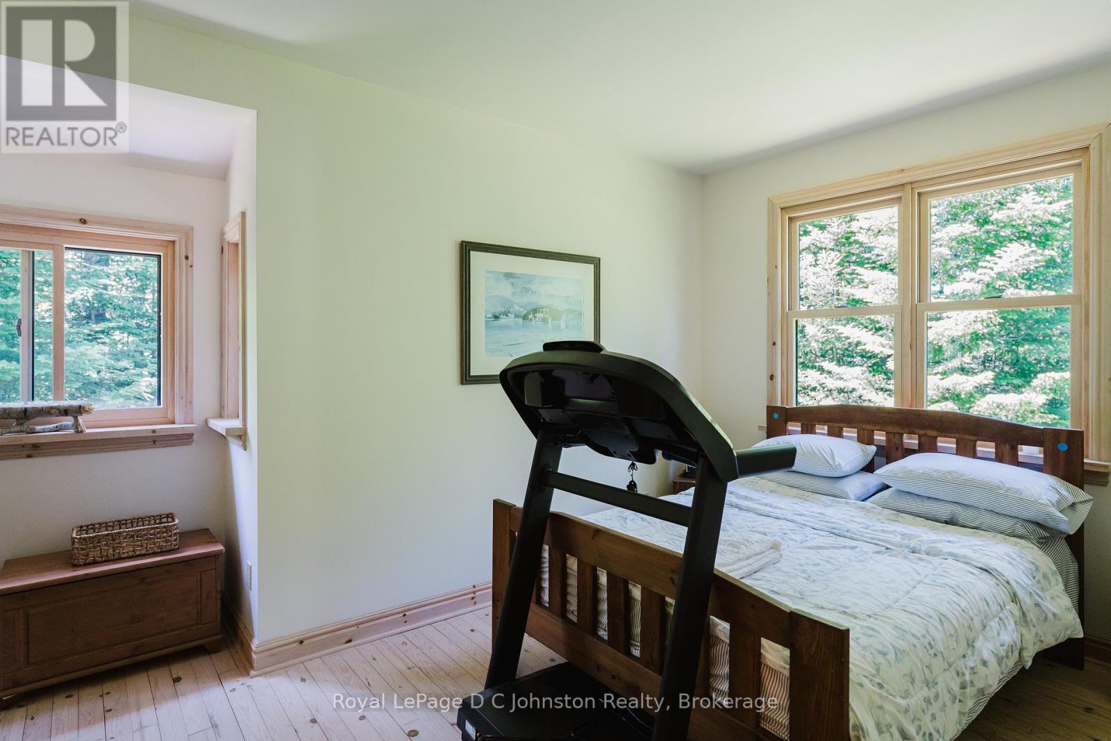 57 Lakewood Country Lane, Northern Bruce Peninsula, Ontario  N0H 1W0 - Photo 31 - X12248408