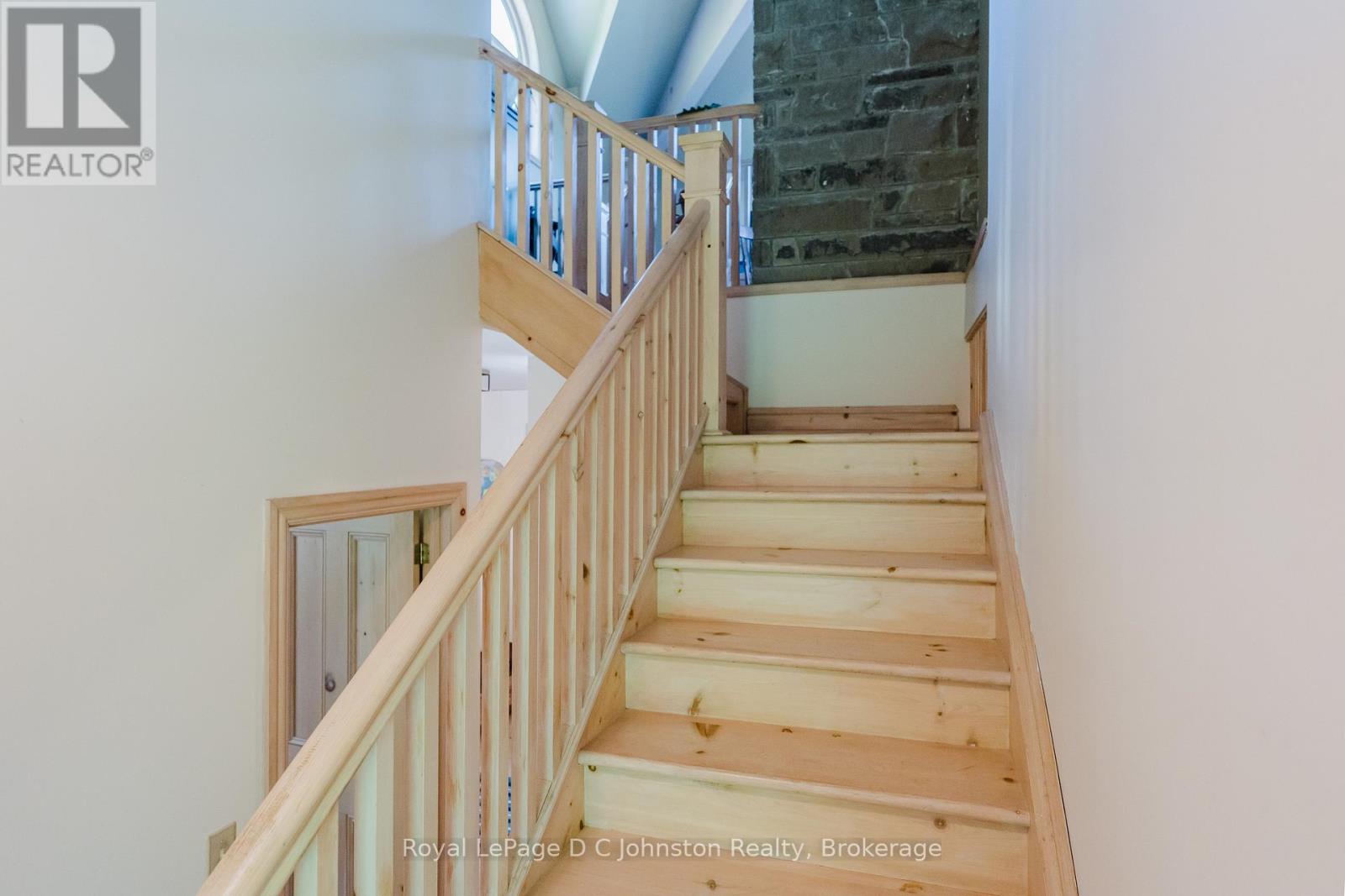 57 Lakewood Country Lane, Northern Bruce Peninsula, Ontario  N0H 1W0 - Photo 36 - X12248408