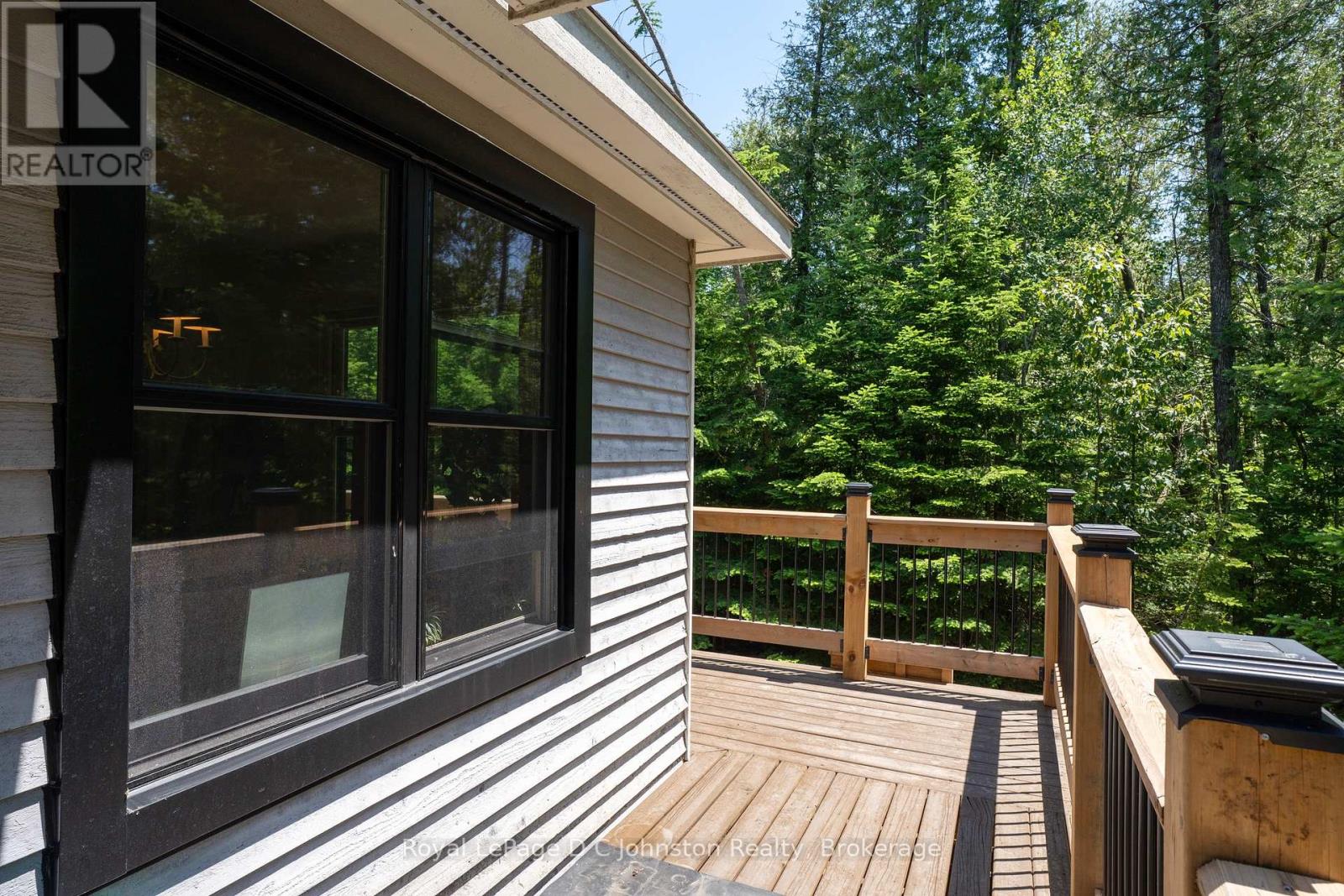 57 Lakewood Country Lane, Northern Bruce Peninsula, Ontario  N0H 1W0 - Photo 9 - X12248408