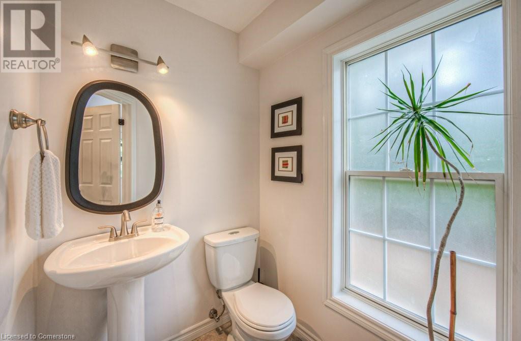 511 Mariner Drive, Waterloo, Ontario  N2K 4N7 - Photo 6 - 40745548