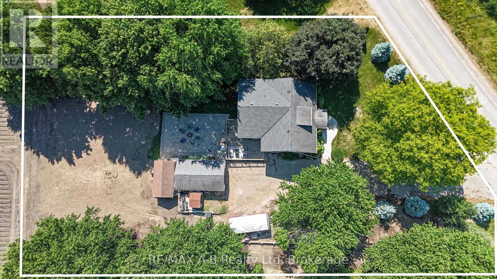889 Canal Road, Bradford West Gwillimbury, Ontario  L3Z 4C9 - Photo 46 - N12248492