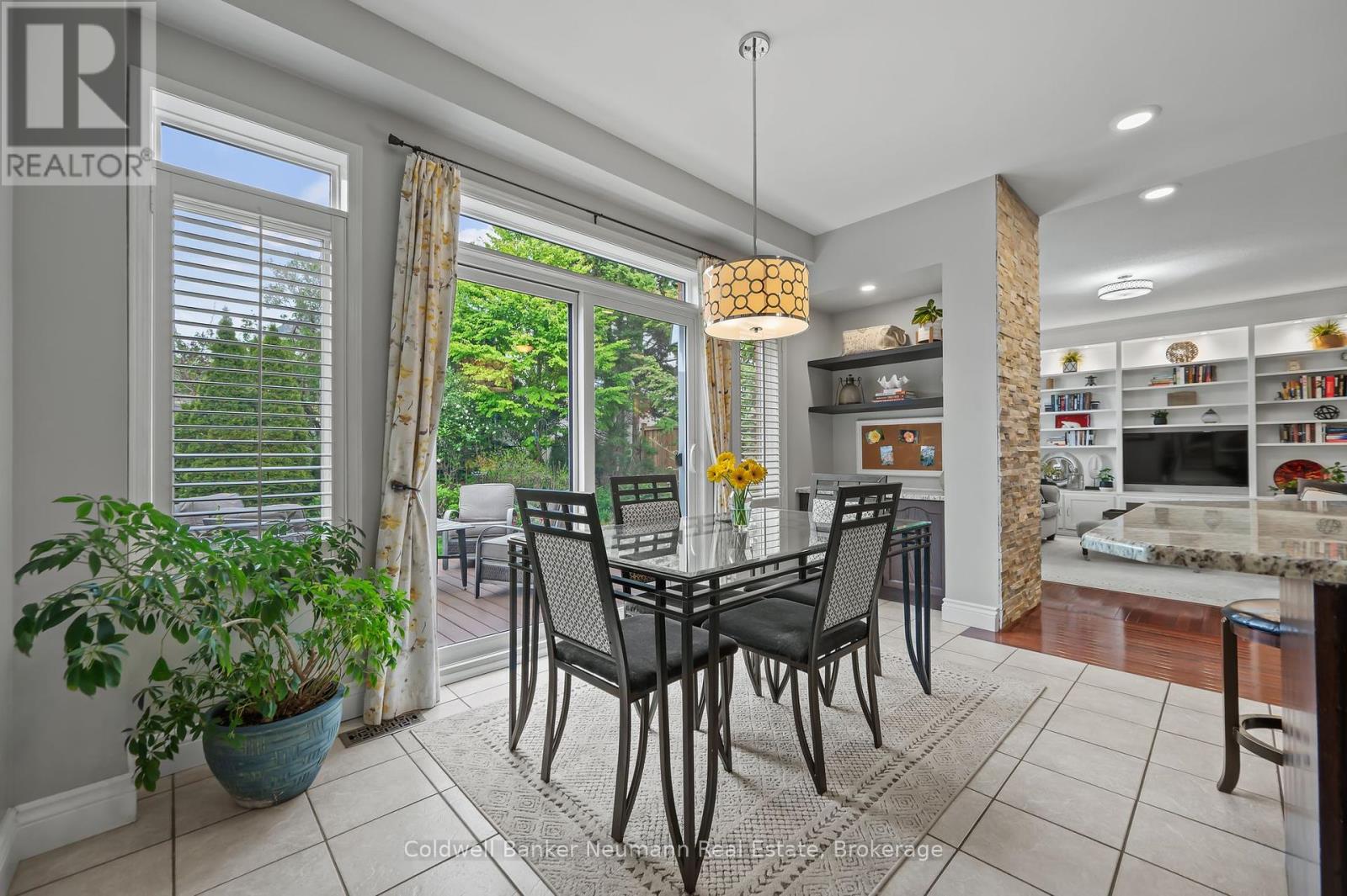 227 Valmont Court, Hamilton, Ontario  L9G 5A1 - Photo 19 - X12248493