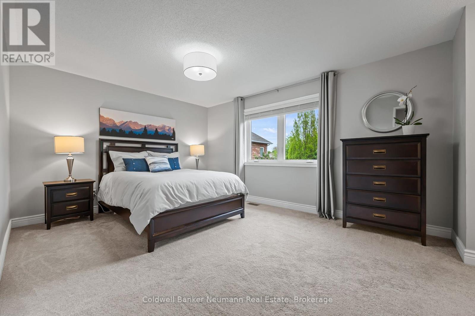227 Valmont Court, Hamilton, Ontario  L9G 5A1 - Photo 27 - X12248493