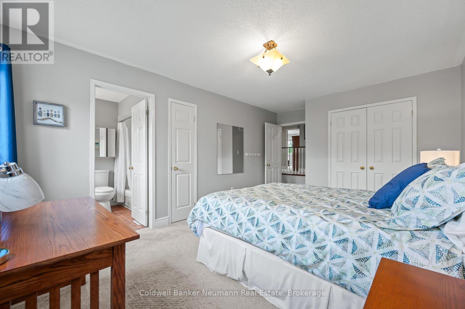 227 Valmont Court, Hamilton, Ontario  L9G 5A1 - Photo 30 - X12248493
