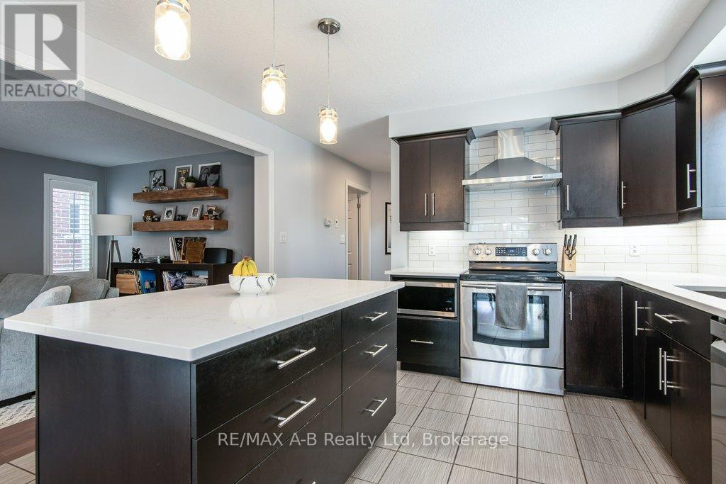 58 Fraser Drive, Stratford, Ontario  N5A 0C7 - Photo 18 - X12248497