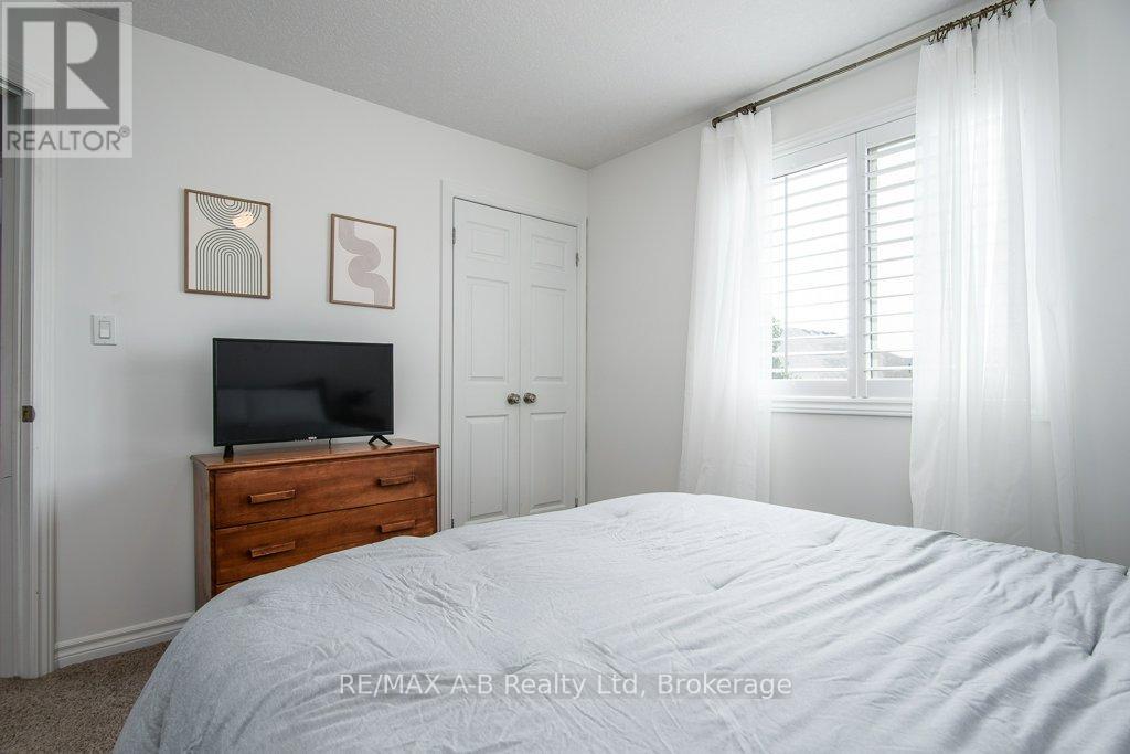 58 Fraser Drive, Stratford, Ontario  N5A 0C7 - Photo 30 - X12248497