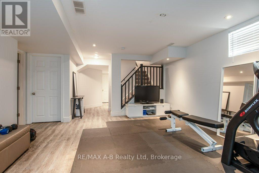 58 Fraser Drive, Stratford, Ontario  N5A 0C7 - Photo 38 - X12248497