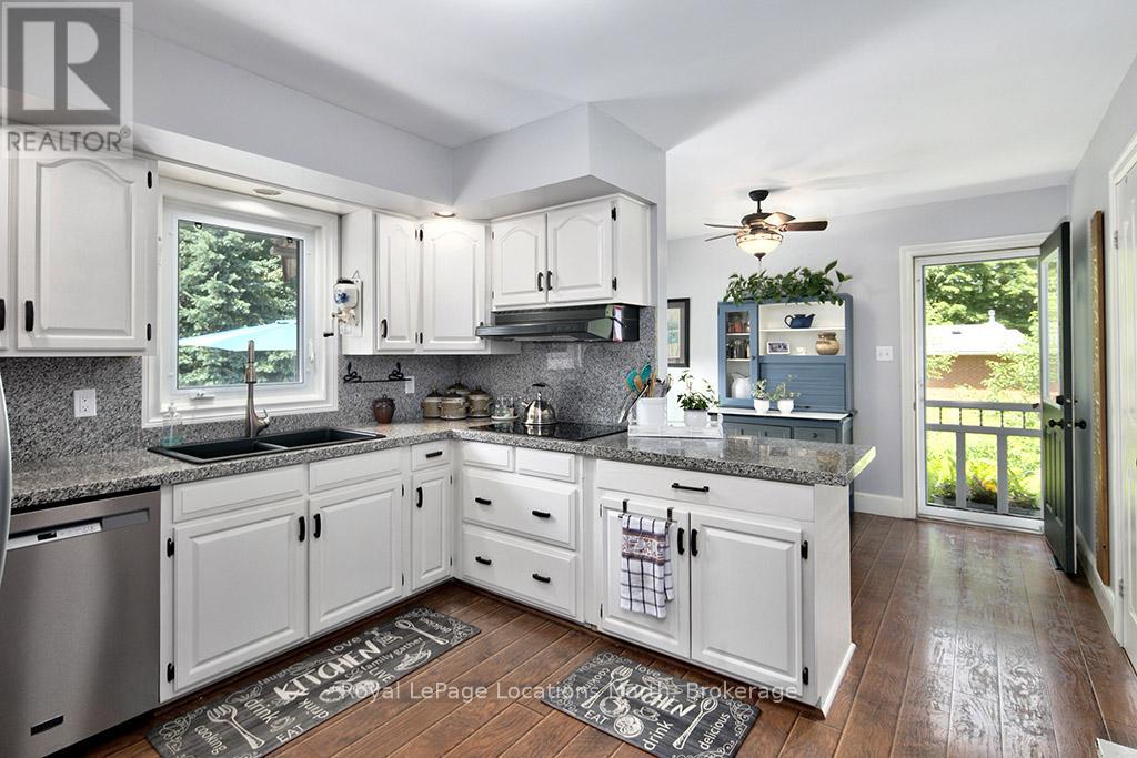 85 Pollard Drive, Meaford, Ontario  N4L 1A7 - Photo 9 - X12248509