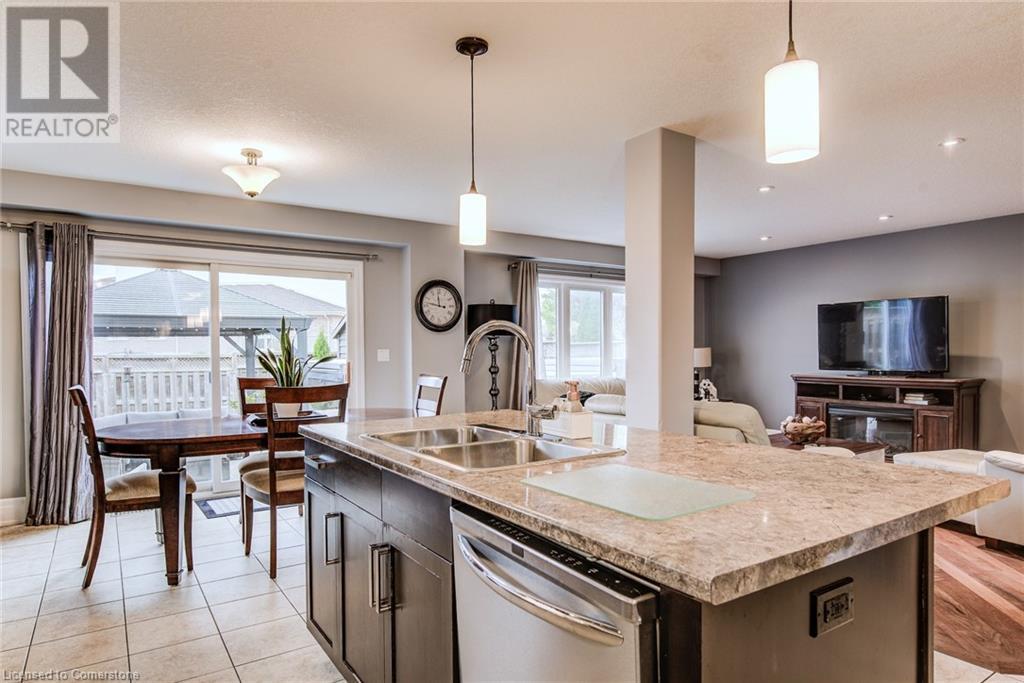 719 Frontenac Crescent, Woodstock, Ontario  N4V 0B1 - Photo 11 - 40745709