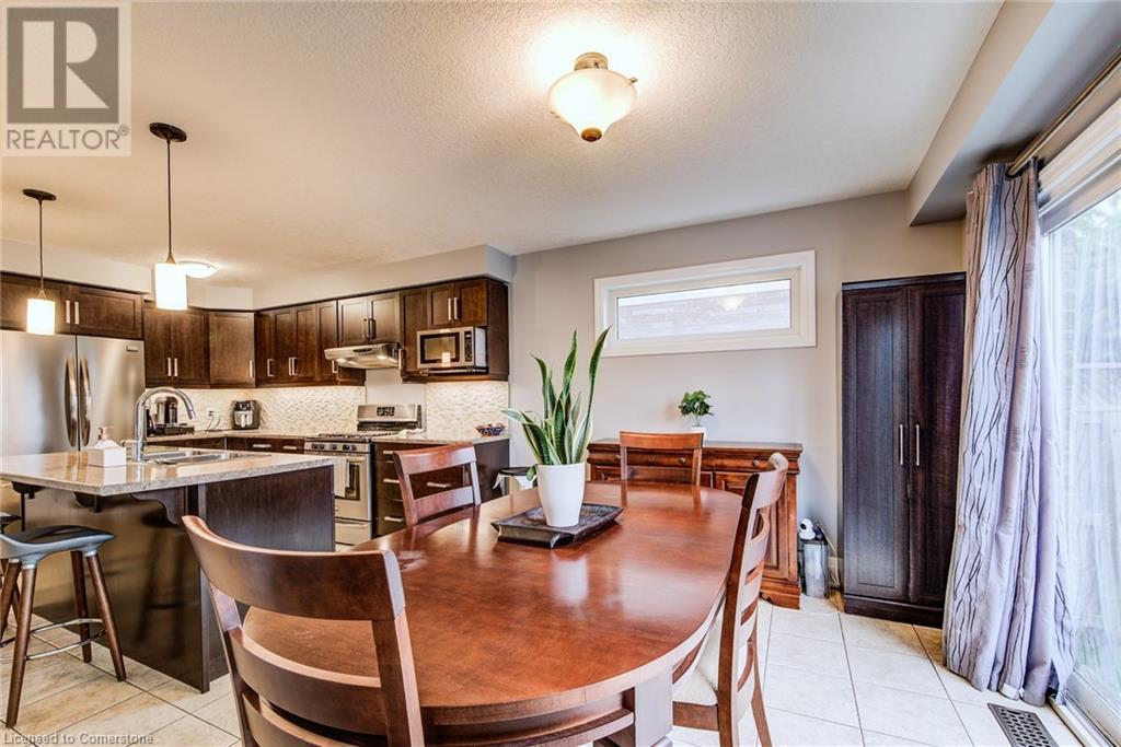 719 Frontenac Crescent, Woodstock, Ontario  N4V 0B1 - Photo 13 - 40745709