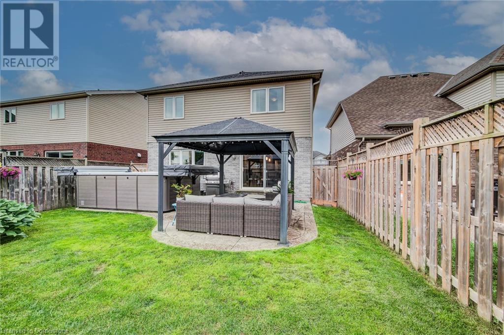 719 Frontenac Crescent, Woodstock, Ontario  N4V 0B1 - Photo 2 - 40745709