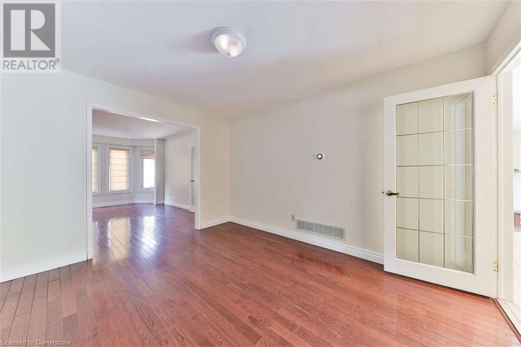 5275 Thornwood Drive, Mississauga, Ontario  L4Z 3J3 - Photo 13 - 40745807