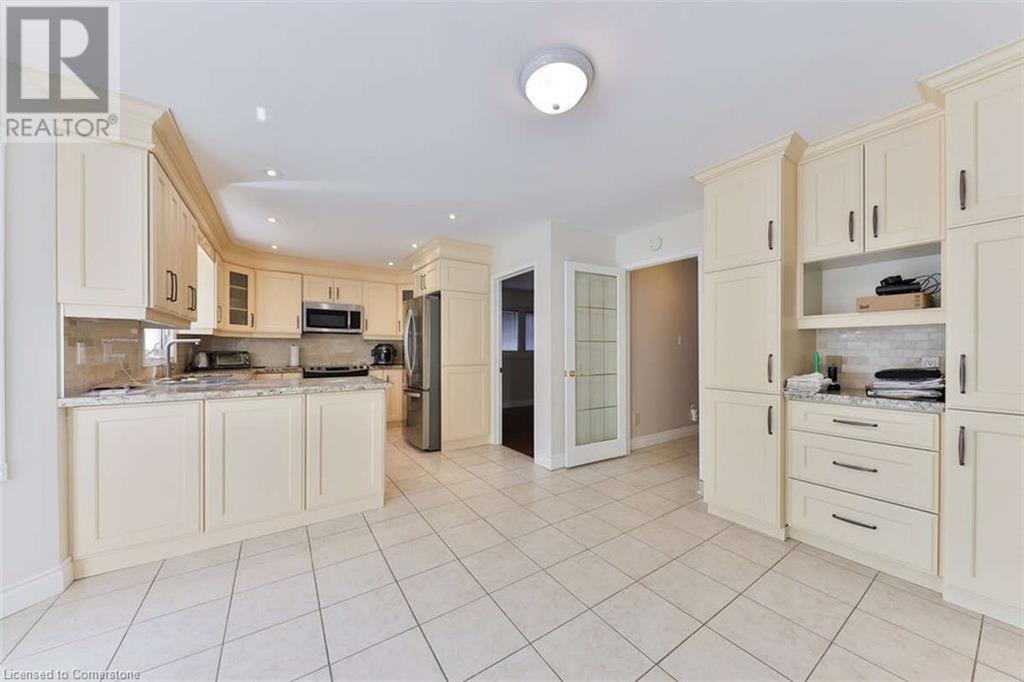 5275 Thornwood Drive, Mississauga, Ontario  L4Z 3J3 - Photo 15 - 40745807