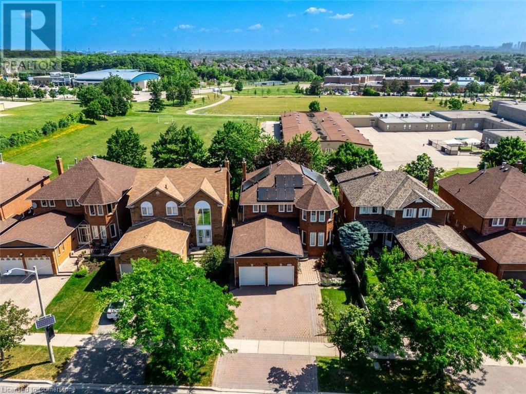 5275 Thornwood Drive, Mississauga, Ontario  L4Z 3J3 - Photo 3 - 40745807