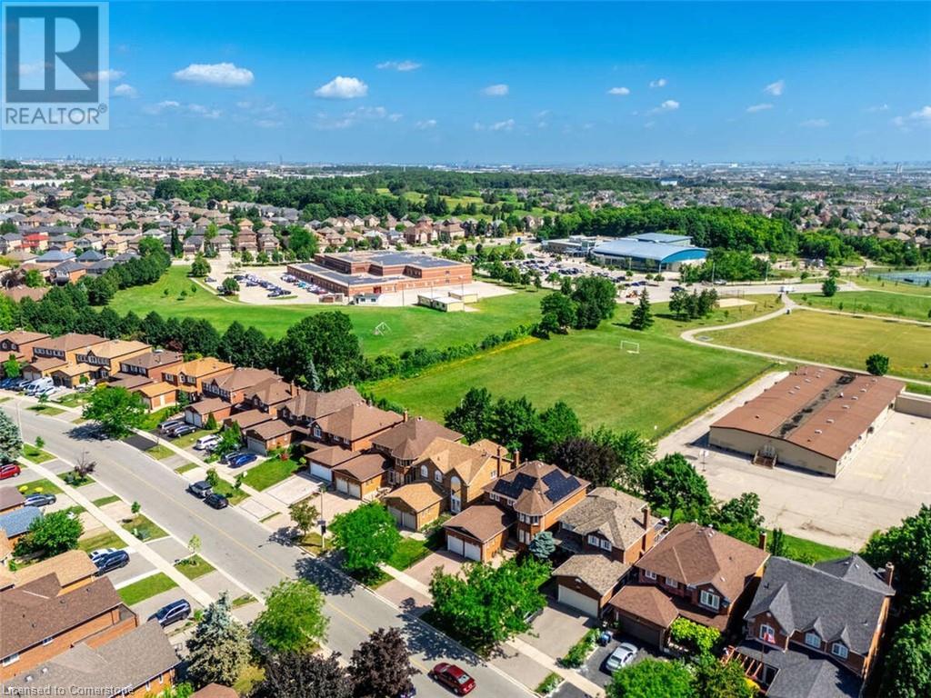 5275 Thornwood Drive, Mississauga, Ontario  L4Z 3J3 - Photo 4 - 40745807