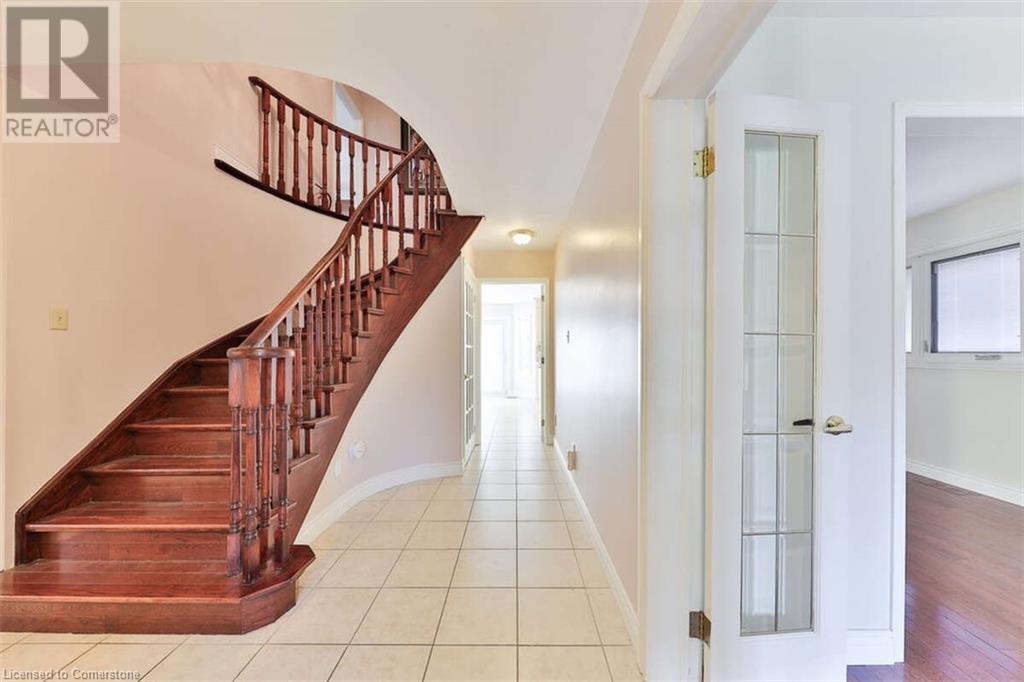 5275 Thornwood Drive, Mississauga, Ontario  L4Z 3J3 - Photo 8 - 40745807