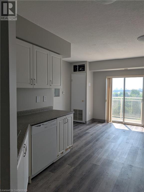 736 Old Albert Street Unit# 707, Waterloo, Ontario  N2L 6R4 - Photo 1 - 40745294