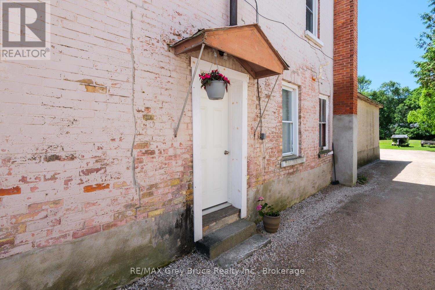 502 Bruce Street, South Bruce Peninsula, Ontario  N0H 1P0 - Photo 3 - X12248749
